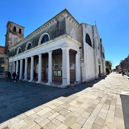 Ninamar Giudecca House